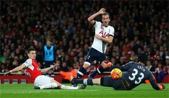 这出看似荒 这出看似荒